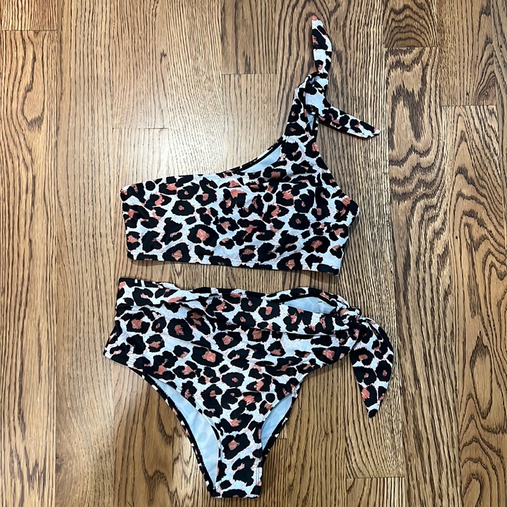 NEW High Waisted Leopard Bathing suit